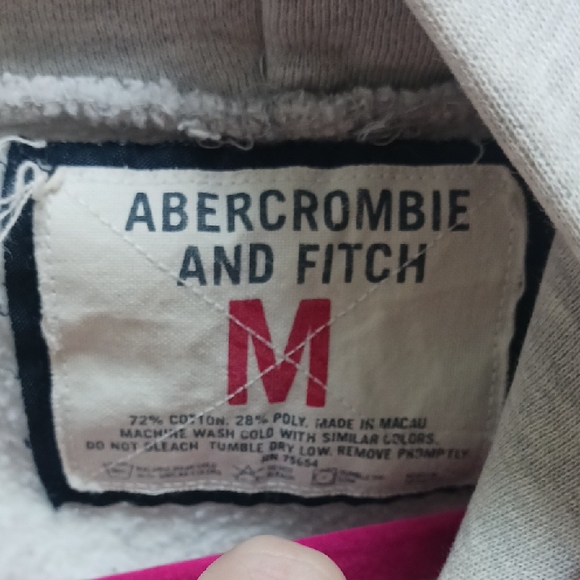 Abercrombie & Fitch Light Gray Hoodie with Red Accents - Picture 6 of 8